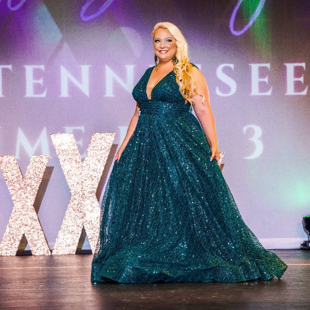 Tarik Ediz 50660 Emerald Green Gown Size 18 for Pageant or Prom